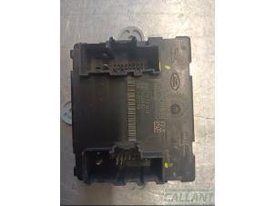 Gebruikte Deur module Landrover Range Rover Sport (LW) 3.0 D250 MHEV Prijs € 66,55 Inclusief btw aangeboden door Garage Callant