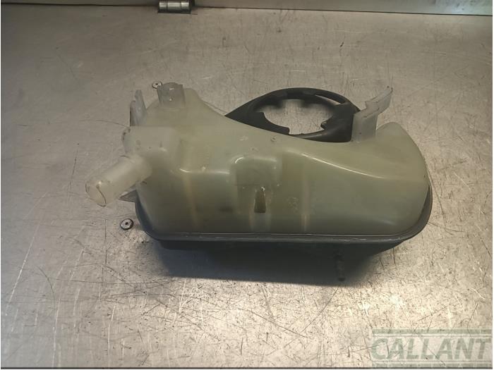 Expansievat van een Jaguar X-type 2.1 V6 24V 2005