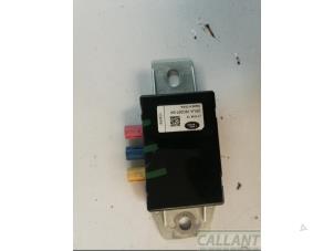 Gebruikte Antenne (diversen) Jaguar F-Pace 2.0 D 180 16V AWD Prijs € 24,20 Inclusief btw aangeboden door Garage Callant