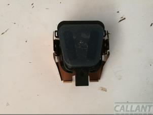 Gebruikte Regensensor Jaguar F-Pace 2.0 D 180 16V AWD Prijs € 60,50 Inclusief btw aangeboden door Garage Callant