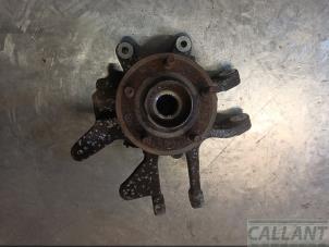 Gebruikte Fusee rechts-achter Jaguar XJ (X350) R 4.2 V8 32V Prijs € 235,95 Inclusief btw aangeboden door Garage Callant