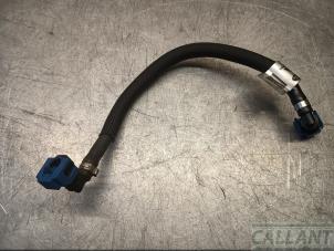 Gebruikte Brandstofleiding Landrover Range Rover Sport (LW) 3.0 D250 MHEV Prijs € 24,20 Inclusief btw aangeboden door Garage Callant