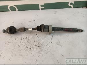 Gebruikte Steekas rechts-voor BMW X1 (F48) xDrive 25e 1.5 12V TwinPower Turbo Prijs € 272,25 Inclusief btw aangeboden door Garage Callant