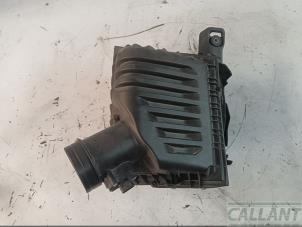 Gebruikte Luchtfilterhuis BMW X1 (F48) xDrive 25e 1.5 12V TwinPower Turbo Prijs € 139,15 Inclusief btw aangeboden door Garage Callant