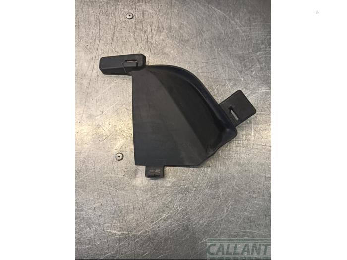 Gebruikte Diversen Landrover Discovery Sport (LC) 1.5 P300e 12V AWD Prijs € 18,15 Inclusief btw aangeboden door Garage Callant