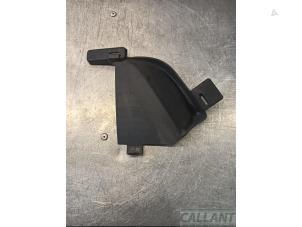 Gebruikte Diversen Landrover Discovery Sport (LC) 1.5 P300e 12V AWD Prijs € 18,15 Inclusief btw aangeboden door Garage Callant