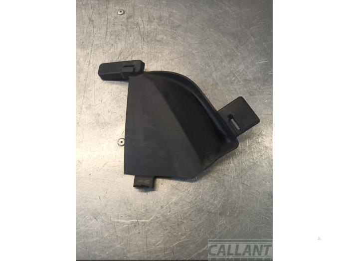 Gebruikte Diversen Landrover Discovery Sport (LC) 1.5 P300e 12V AWD Prijs € 18,15 Inclusief btw aangeboden door Garage Callant