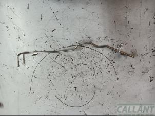 Gebruikte Leiding (diversen) Landrover Defender II 3.0 D200 MHEV Prijs € 24,20 Inclusief btw aangeboden door Garage Callant