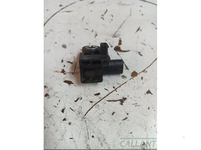 Gebruikte Sensor Airbag Landrover Defender II 3.0 D200 MHEV Prijs € 42,35 Inclusief btw aangeboden door Garage Callant