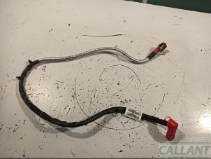Gebruikte Kabel (diversen) Landrover Defender II 3.0 D200 MHEV Prijs € 48,40 Inclusief btw aangeboden door Garage Callant