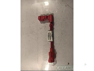 Gebruikte Accupool Landrover Defender II 3.0 D200 MHEV Prijs € 30,25 Inclusief btw aangeboden door Garage Callant