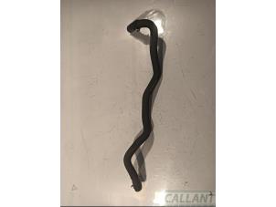 Gebruikte Slang (diversen) Landrover Defender II 3.0 D200 MHEV Prijs € 24,20 Inclusief btw aangeboden door Garage Callant