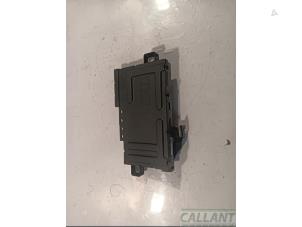 Gebruikte Zekeringkast Landrover Defender II 3.0 D200 MHEV Prijs € 139,15 Inclusief btw aangeboden door Garage Callant