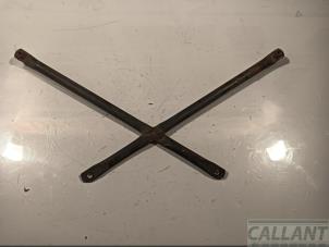 Gebruikte Radiateurbalk Jaguar XJ (X350) 2.7d V6 24V Prijs € 139,15 Inclusief btw aangeboden door Garage Callant