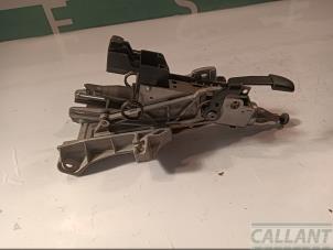 Gebruikte Stuurkolom compleet Landrover Defender II 3.0 D200 MHEV Prijs € 320,65 Inclusief btw aangeboden door Garage Callant