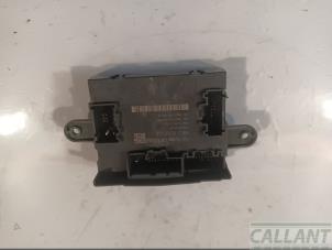 Gebruikte Module Centrale Deurvergrendeling Landrover Defender II 3.0 D200 MHEV Prijs € 133,10 Inclusief btw aangeboden door Garage Callant