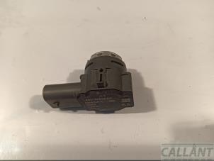 Gebruikte PDC Sensor Landrover Defender II 3.0 D200 MHEV Prijs € 36,30 Inclusief btw aangeboden door Garage Callant