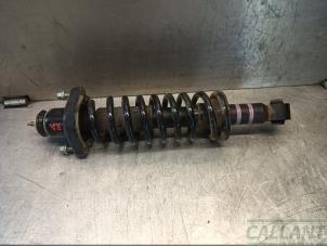 Gebruikte Schokbreker rechts-achter Mitsubishi Outlander (GF/GG) 2.4 16V PHEV 4x4 Prijs € 60,50 Inclusief btw aangeboden door Garage Callant