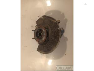 Gebruikte Fusee rechts-achter Jaguar XJ (X350) 2.7d V6 24V Prijs € 121,00 Inclusief btw aangeboden door Garage Callant