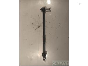 Gebruikte Spoorstang links Jaguar XJ (X350) 2.7d V6 24V Prijs € 60,50 Inclusief btw aangeboden door Garage Callant