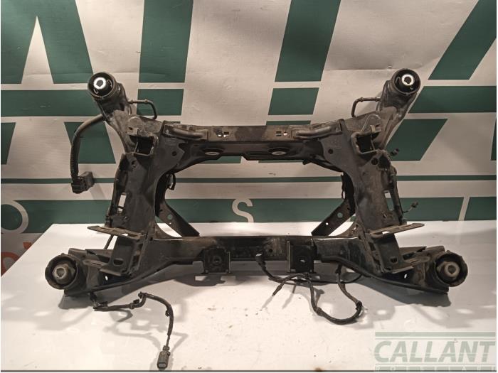 Gebruikte Subframe Landrover Velar Prijs € 302,50 Inclusief btw aangeboden door Garage Callant