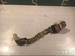 Gebruikte Veiligheidsgordel midden-achter Jaguar XF (CC9) 3.0 S D V6 24V Prijs € 90,75 Inclusief btw aangeboden door Garage Callant