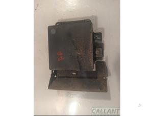 Gebruikte Dode hoek sensor Jaguar XF (CC9) 3.0 S D V6 24V Prijs € 121,00 Inclusief btw aangeboden door Garage Callant