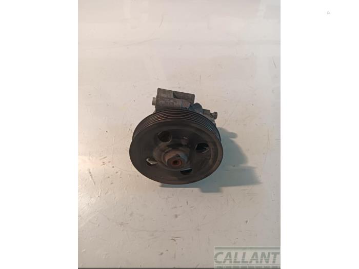 Gebruikte Servopomp Landrover Freelander II 2.2 td4 16V Prijs € 60,50 Inclusief btw aangeboden door Garage Callant