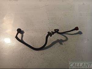 Gebruikte Leiding (diversen) Landrover Freelander II 2.2 td4 16V Prijs € 30,25 Inclusief btw aangeboden door Garage Callant