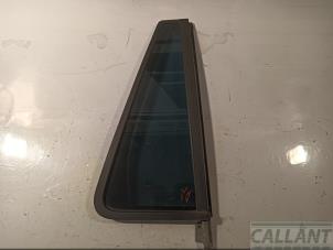 Gebruikte Extra Ruit 4Deurs rechts-achter Landrover Freelander II 2.2 td4 16V Prijs € 60,50 Inclusief btw aangeboden door Garage Callant