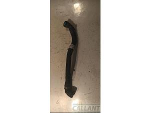 Gebruikte Waterpijp Landrover Discovery Sport (LC) 1.5 P300e 12V AWD Prijs € 48,40 Inclusief btw aangeboden door Garage Callant