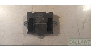 Gebruikte Deur module Landrover Discovery Sport (LC) 1.5 P300e 12V AWD Prijs € 66,55 Inclusief btw aangeboden door Garage Callant