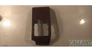 Gebruikte Dashboard deel Landrover Range Rover III (LM) 3.6 TDV8 32V Prijs € 78,65 Inclusief btw aangeboden door Garage Callant