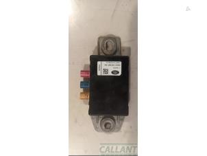 Gebruikte Antenne (diversen) Landrover Discovery Sport (LC) 1.5 P300e 12V AWD Prijs € 30,25 Inclusief btw aangeboden door Garage Callant