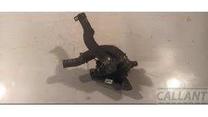 Gebruikte Koelwaterslang Landrover Discovery Sport (LC) 1.5 P300e 12V AWD Prijs € 66,55 Inclusief btw aangeboden door Garage Callant