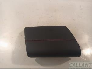 Gebruikte Dashboard deel Landrover Discovery Sport (LC) 1.5 P300e 12V AWD Prijs € 66,55 Inclusief btw aangeboden door Garage Callant