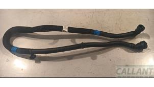 Gebruikte Brandstofleiding Landrover Discovery Sport (LC) 1.5 P300e 12V AWD Prijs € 24,20 Inclusief btw aangeboden door Garage Callant