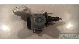 Gebruikte ABS Pomp Landrover Discovery Sport (LC) 1.5 P300e 12V AWD Prijs € 907,50 Inclusief btw aangeboden door Garage Callant