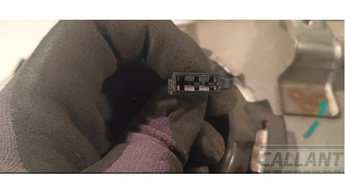 Tank van een Land Rover Discovery Sport (LC) 1.5 P300e 12V AWD 2020