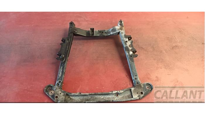 Gebruikte Subframe Dacia Sandero II 0.9 TCE 90 12V Prijs € 121,00 Inclusief btw aangeboden door Garage Callant