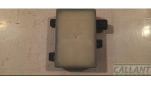 Gebruikte Dode hoek sensor Landrover Discovery Sport (LC) 2.0 TD4 180 16V Prijs € 242,00 Inclusief btw aangeboden door Garage Callant