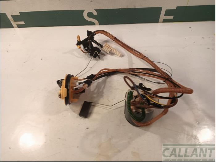 Gebruikte Tank element Pomp Landrover Range Rover III (LM) 3.6 TDV8 32V Prijs € 242,00 Inclusief btw aangeboden door Garage Callant