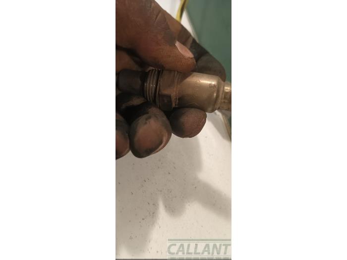 Lambda Sonde van een Dacia Sandero II 0.9 TCE 90 12V 2020