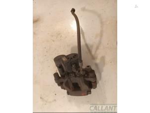 Gebruikte Remklauw (Tang) links-achter Jaguar XF (X260) 2.0d 180 16V Prijs € 151,25 Inclusief btw aangeboden door Garage Callant