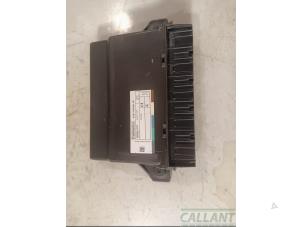 Gebruikte Keyless vehicle module Jaguar XK Convertible 4.2 V8 32V Prijs € 60,50 Inclusief btw aangeboden door Garage Callant