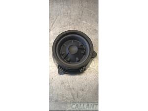 Gebruikte Luidspreker Landrover Range Rover V (LK) 3.0 V6 P510e Prijs € 66,55 Inclusief btw aangeboden door Garage Callant