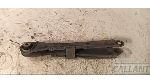 Gebruikte Draagarm rechts-achter Volvo V60 II (ZW) 2.0 T6 16V Twin Engine Prijs € 30,25 Inclusief btw aangeboden door Garage Callant