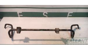 Gebruikte Stabilisatorstang voor Opel Vivaro 2.0 CDTI Prijs € 60,50 Inclusief btw aangeboden door Garage Callant