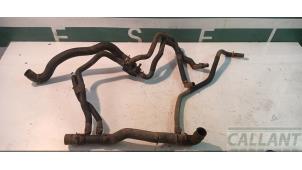 Gebruikte Koelwaterslang Opel Vivaro 2.0 CDTI Prijs € 60,50 Inclusief btw aangeboden door Garage Callant