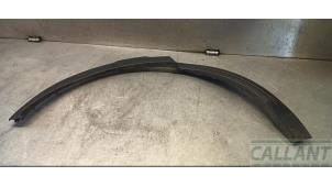 Gebruikte Wielrand achter Landrover Range Rover Evoque (LVJ/LVS) 2.2 TD4 16V Prijs € 30,25 Inclusief btw aangeboden door Garage Callant